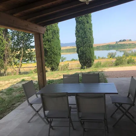 Apartment Capo Il Cerro. Mansion Santa Luce
